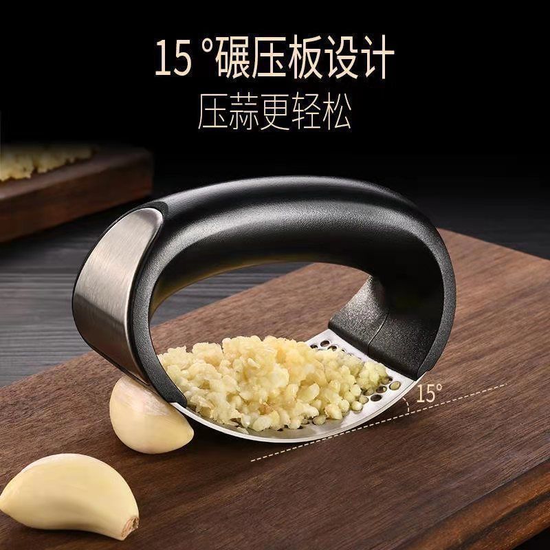 Stainless steel hand-operated ring garlic press garlic mashed garlic artifact pounded garlic scoop household kitchen garlic powder shooting tool. - Mixbatch