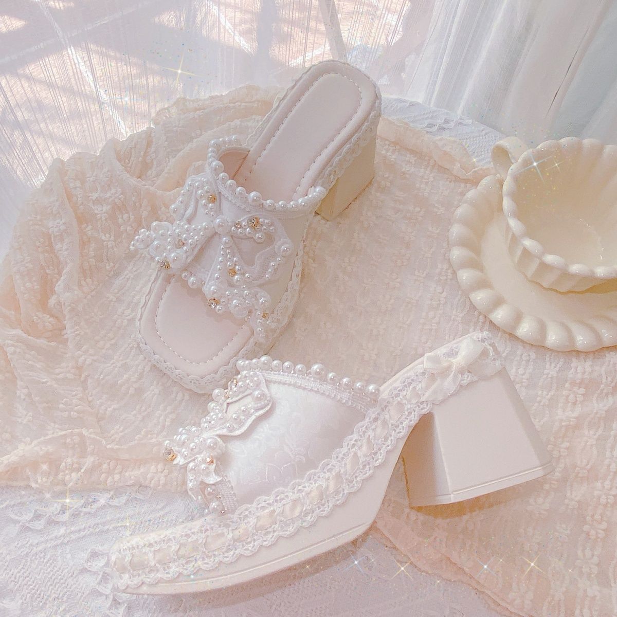P lolita sweet pearl bow thick root sandals one word with half drag summer sweet cream wind outside slippers