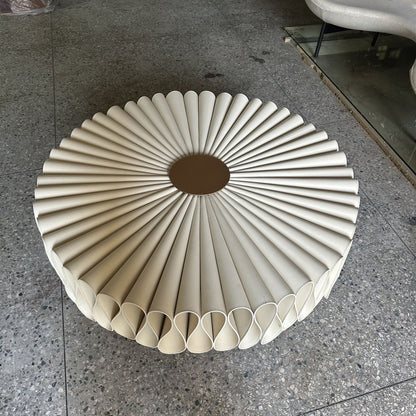 P cortical pleated coffee table ( pu )