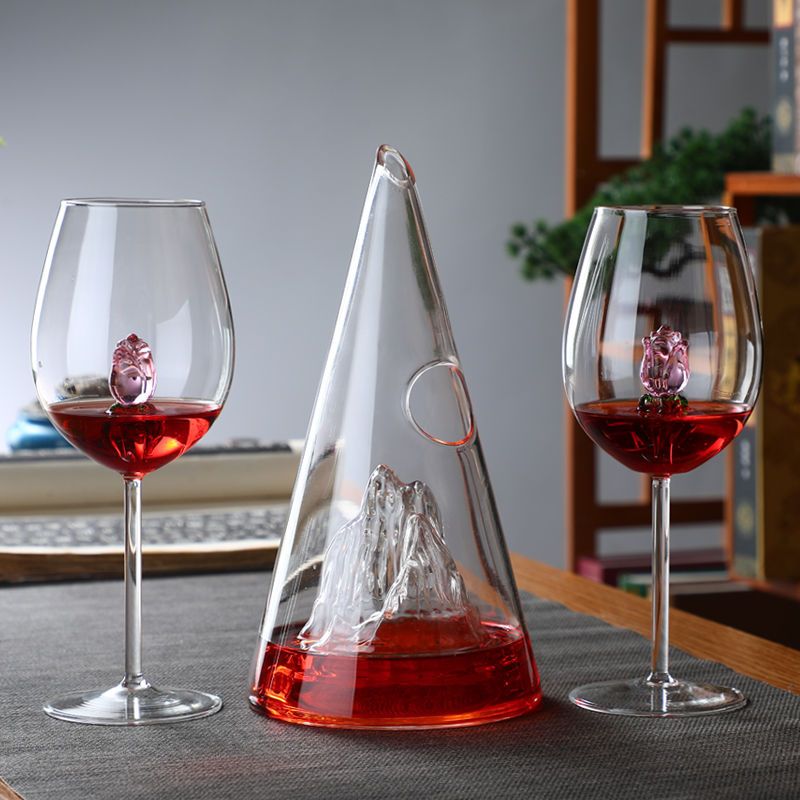 Pyramid wine decanter, mountain peaks, waterfalls, red wine dispenser, creative and minimalist wine pouring device, glass wine pot - Mixbatch