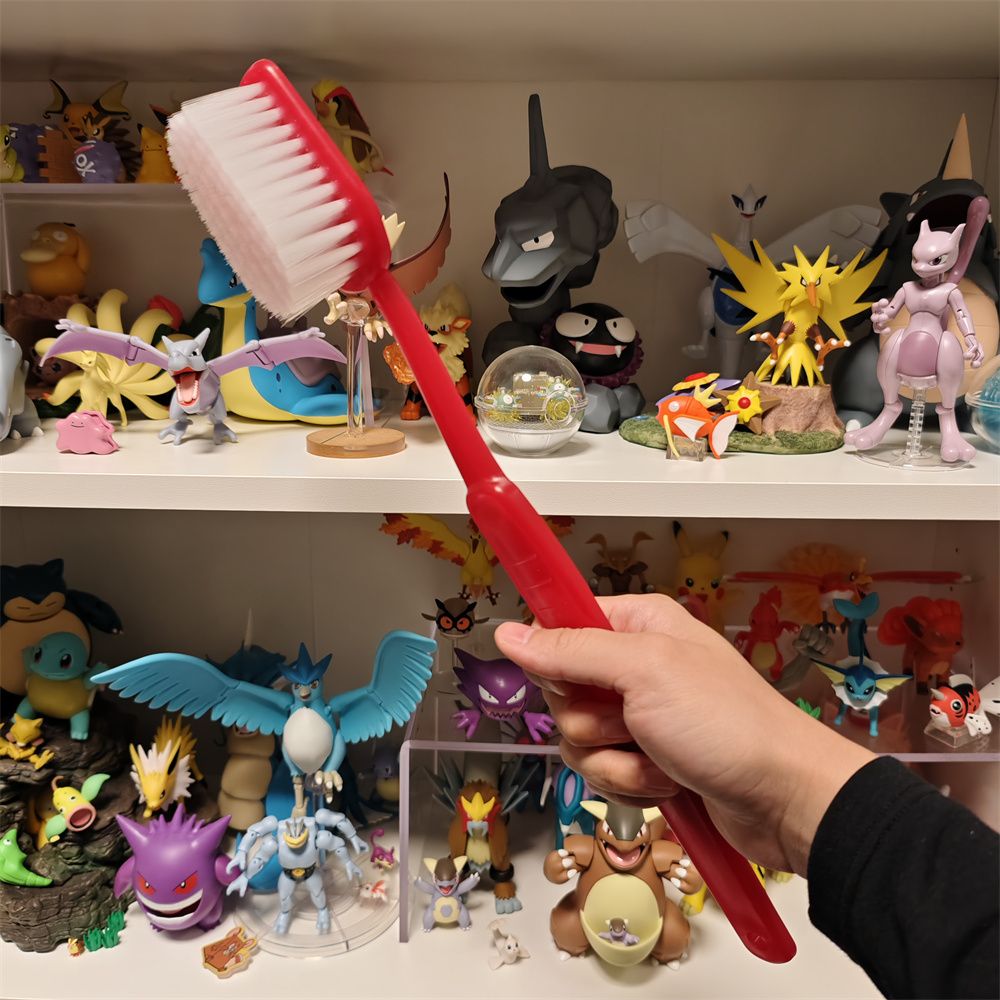 P giant toothbrush bath comb